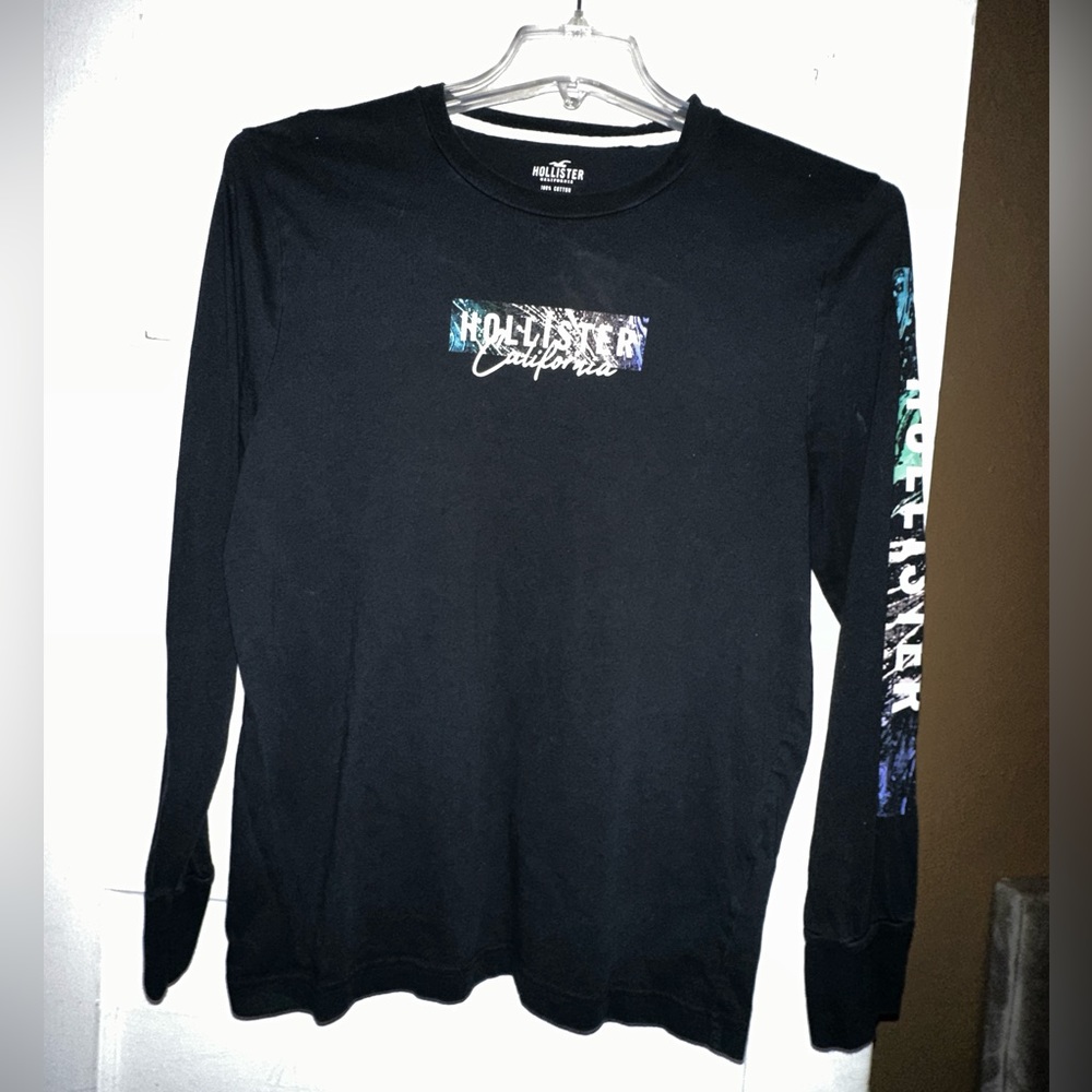 Hollister crew neck tshirt